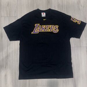 Nike Los Angeles Lakers Shirt